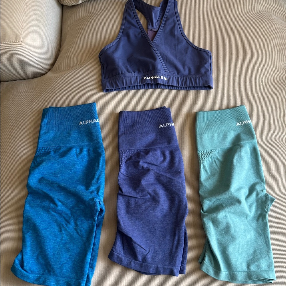 Alphalete Biker Shorts & Bra